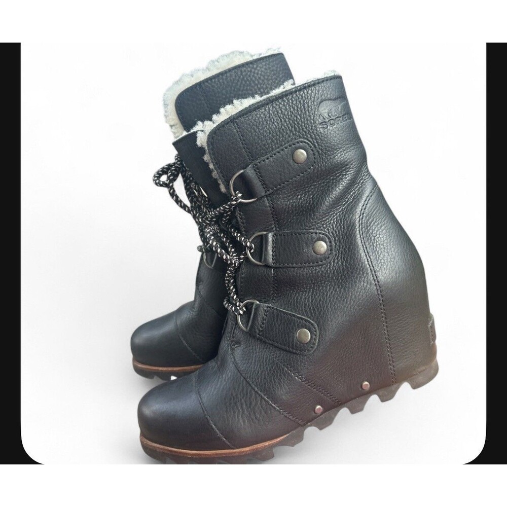 SOREL Women’s Black Leather Wedge Ankle Boots Faux Fur Lace Up Size 7.5